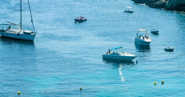 The best boat rental options in Ibiza: from luxury yachts to budget boats